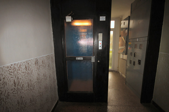 Releové výtahy